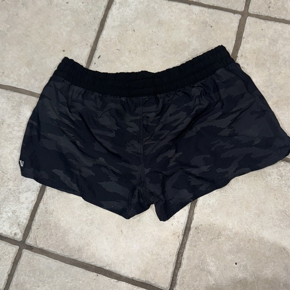 Vuori Clementine Short - Picture 3 of 5